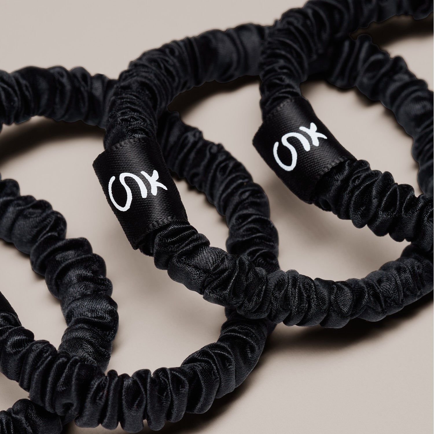 Coletero de seda pequeño (pack 4) - Negro
